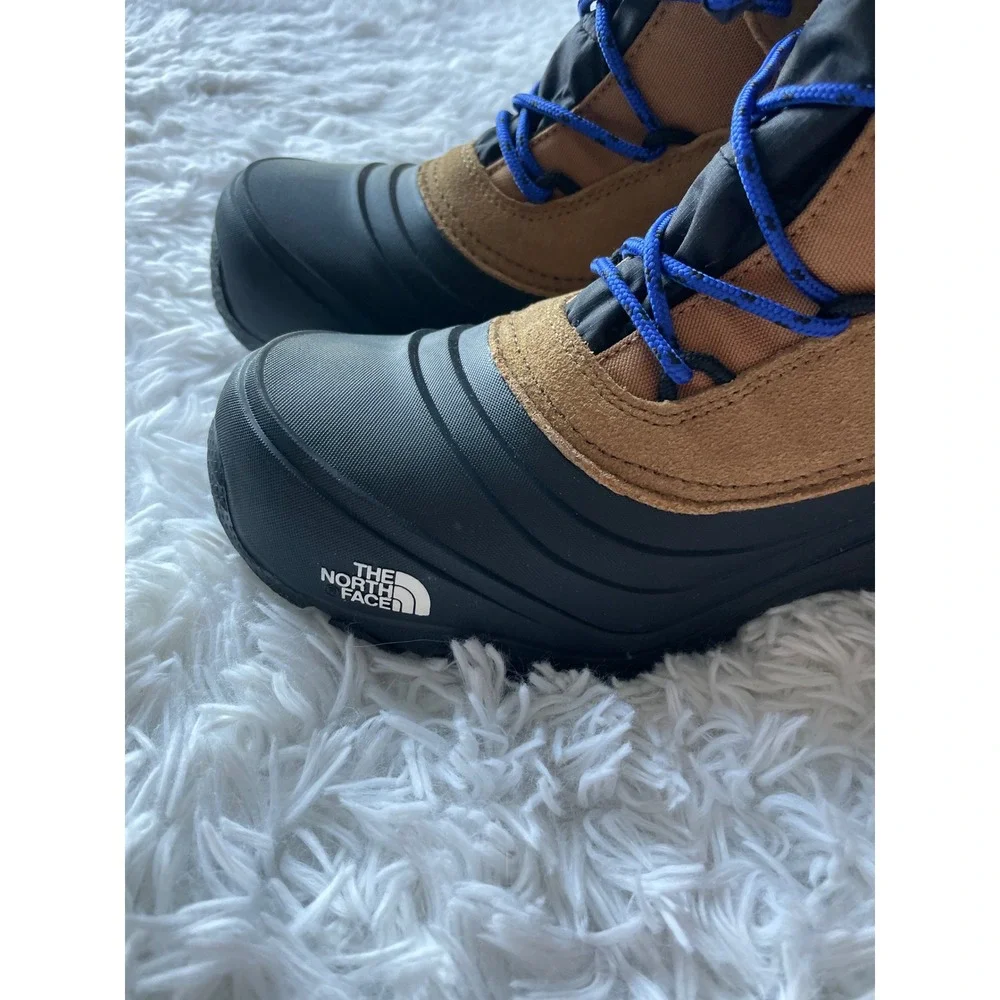 The North Face Alpenglow V Waterproof Boots